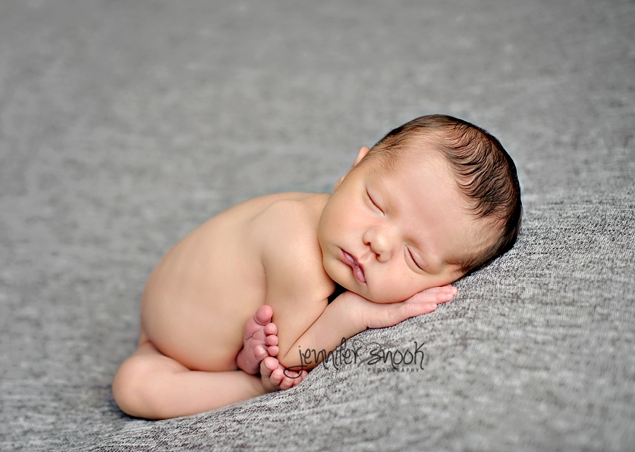 Fayetteville Newborn Photographer