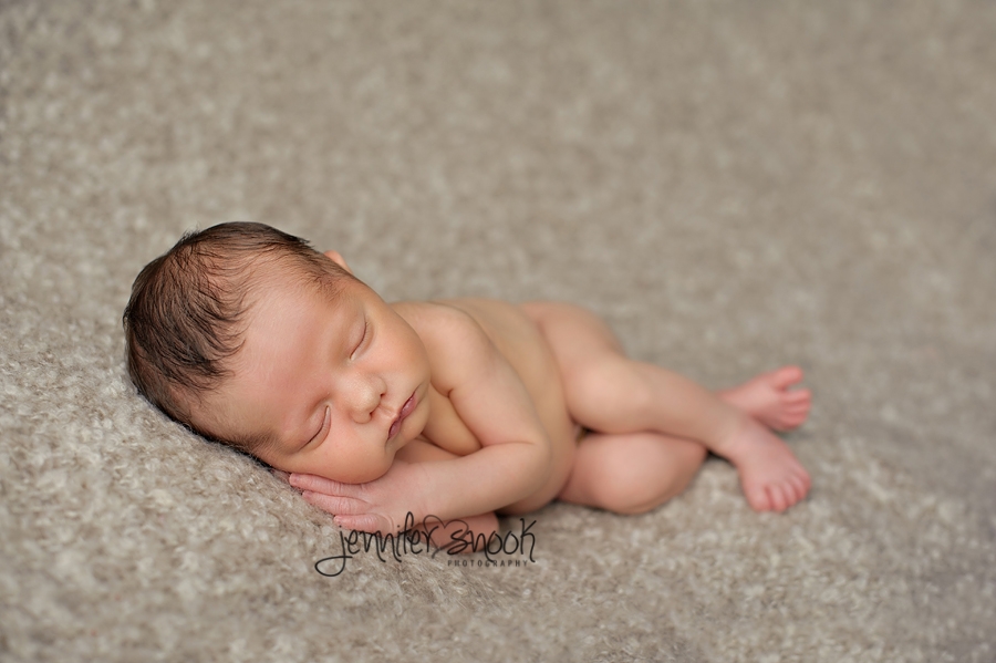 Fayetteville Newborn Photographer