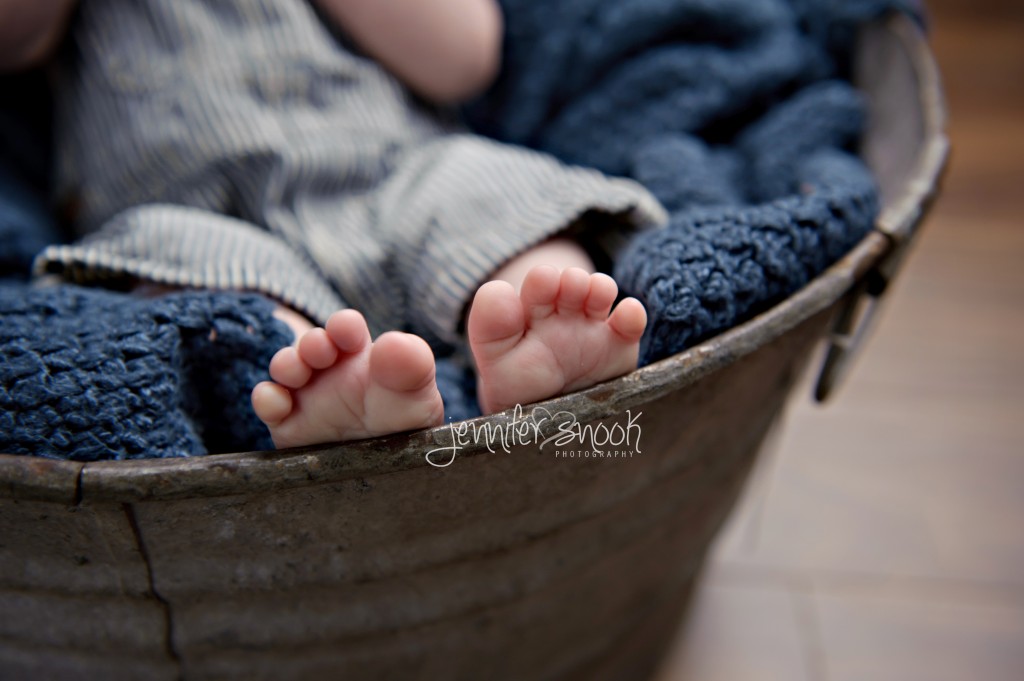 baby toes Atlanta newborn photographer