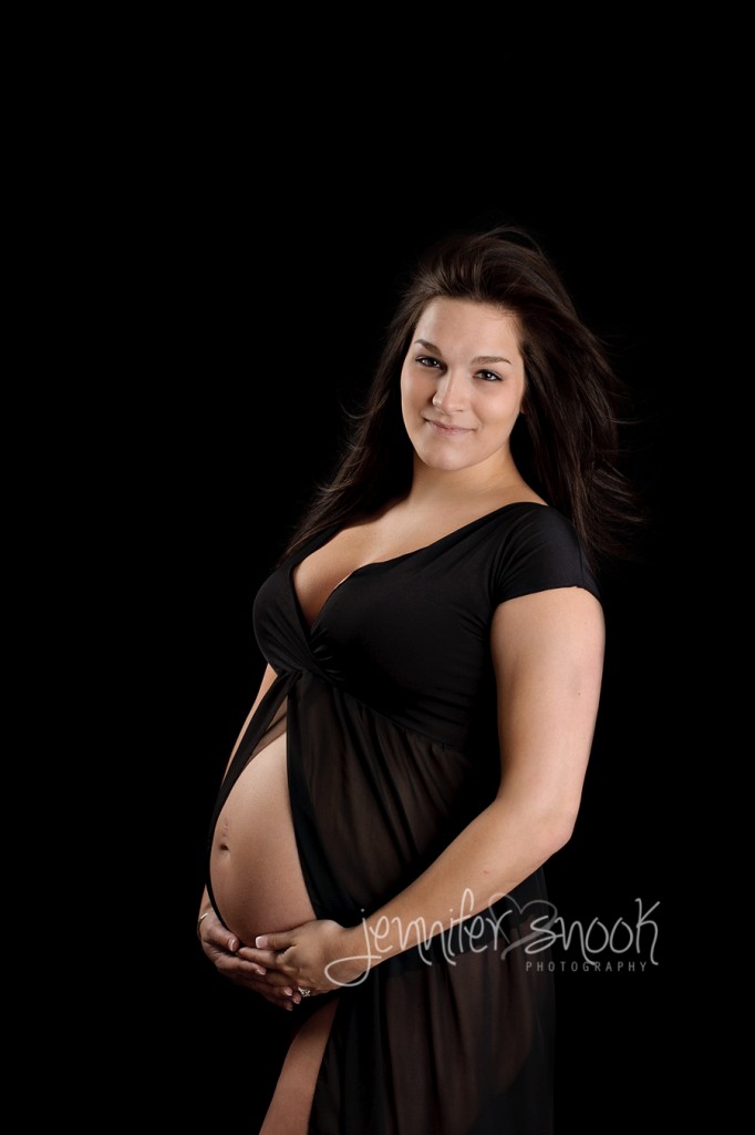 Pregnancy portraits in Atlanta
