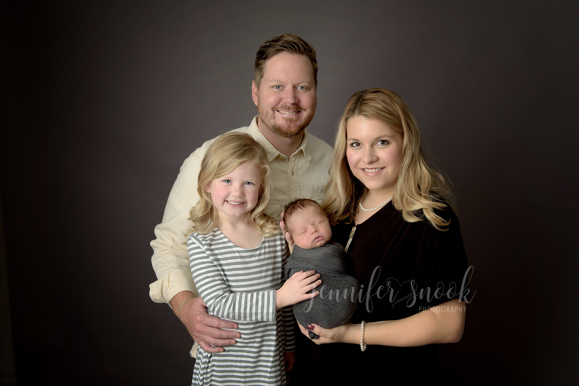 atlanta area newborn photographers